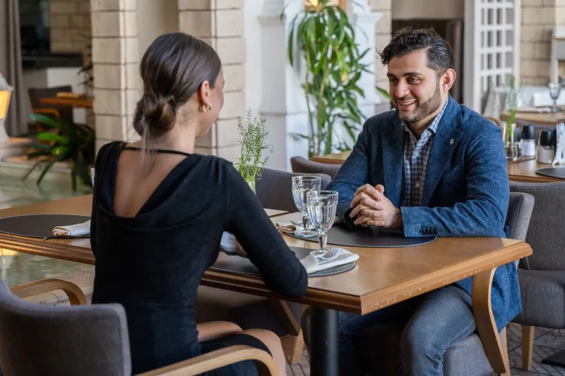 The Unspoken Skill: Mastering the Art of Conversation with a London Companion